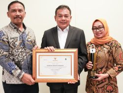 Lagi, Purwakarta Raih Penghargaan sebagai Kabupaten dengan Kategori Informatif