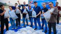 PJT II Dorong Kelestarian Perairan Melalui Penebaran Benih Ikan Serentak